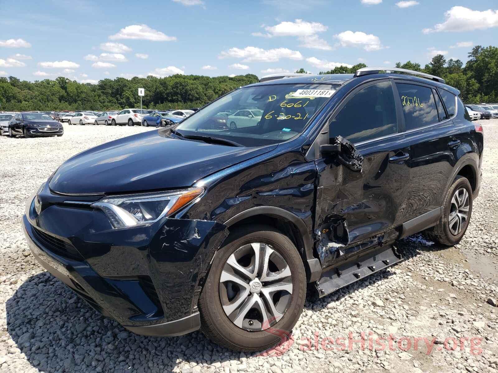 JTMZFREV8JJ746061 2018 TOYOTA RAV4