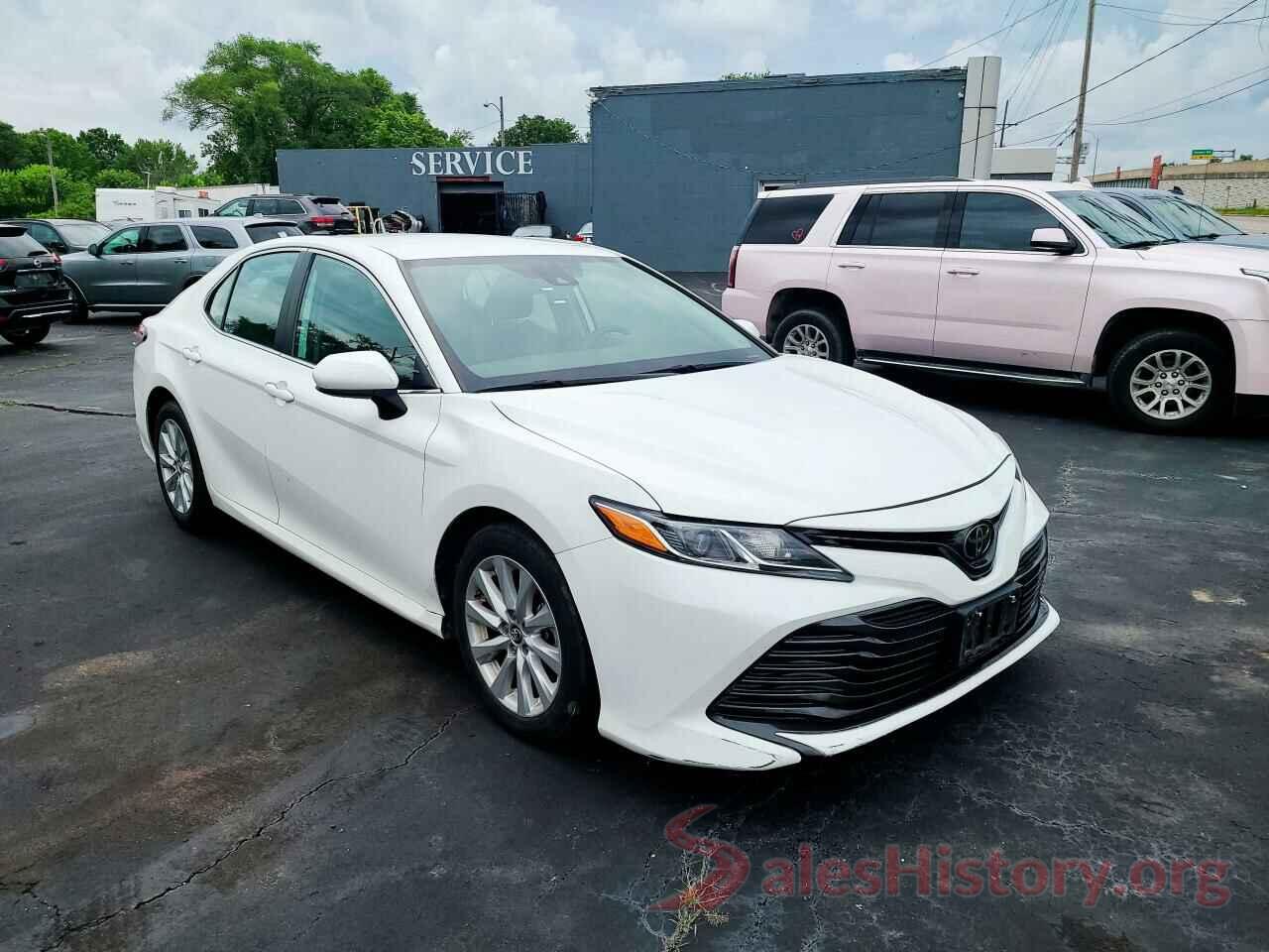 4T1B11HK6KU243319 2019 TOYOTA CAMRY