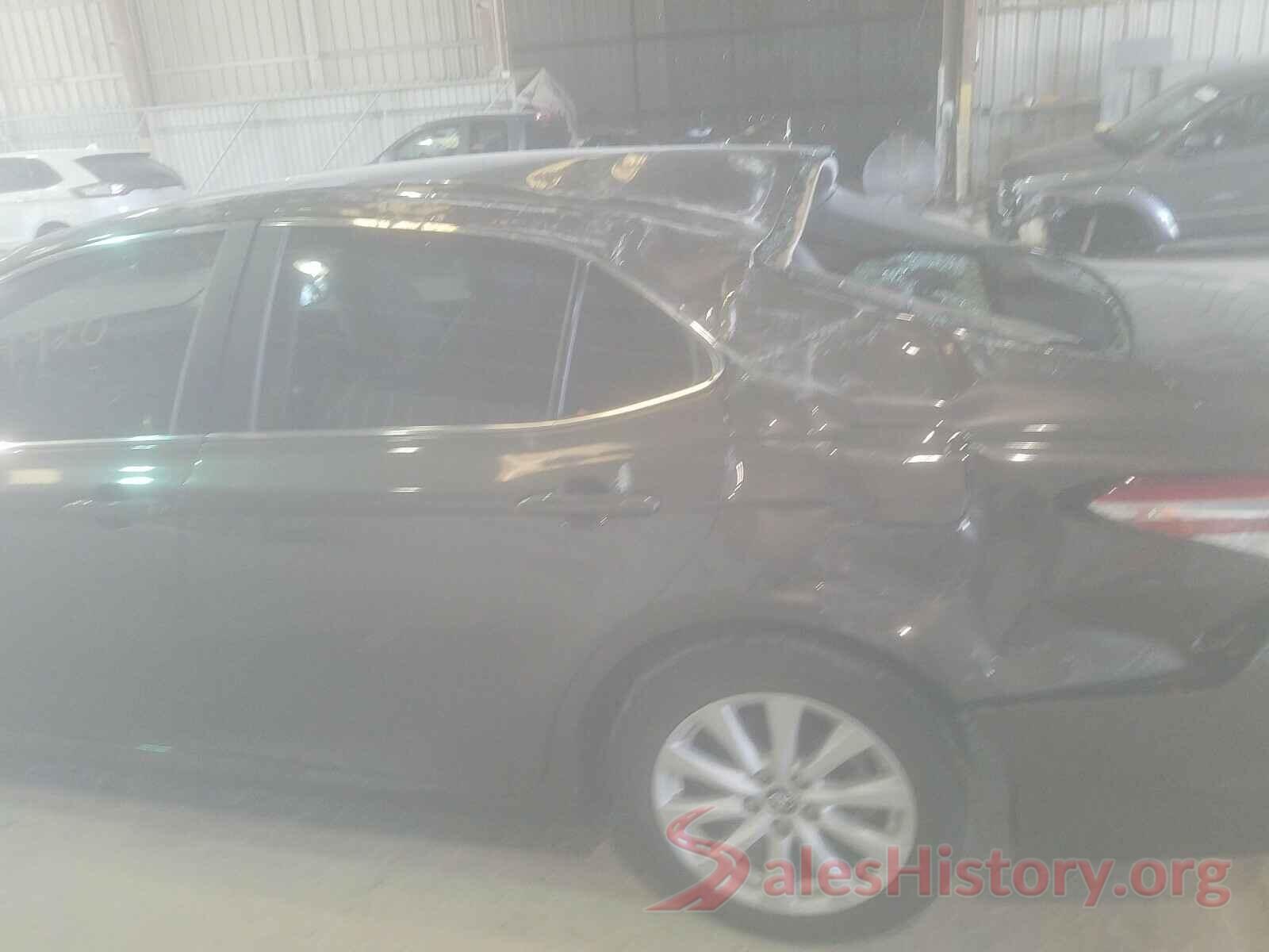 4T1B11HK1KU751908 2019 TOYOTA CAMRY