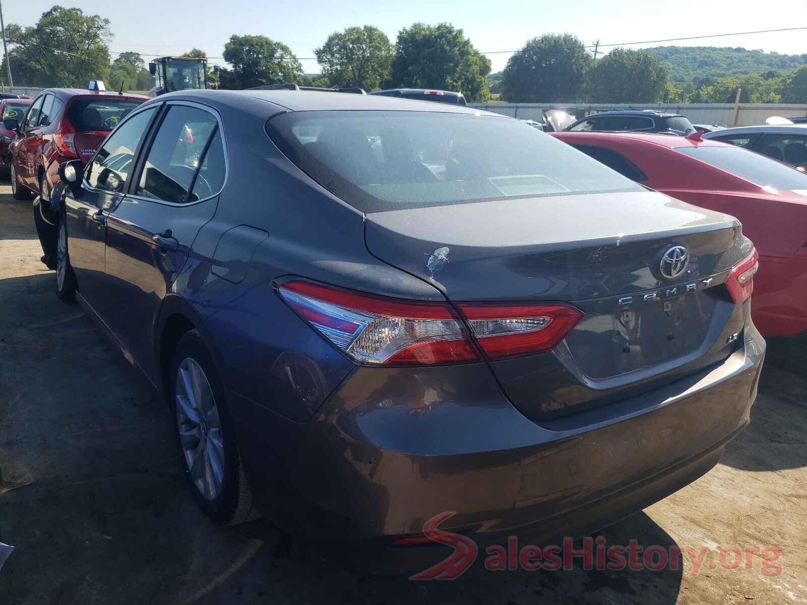 4T1B11HK0JU140167 2018 TOYOTA CAMRY