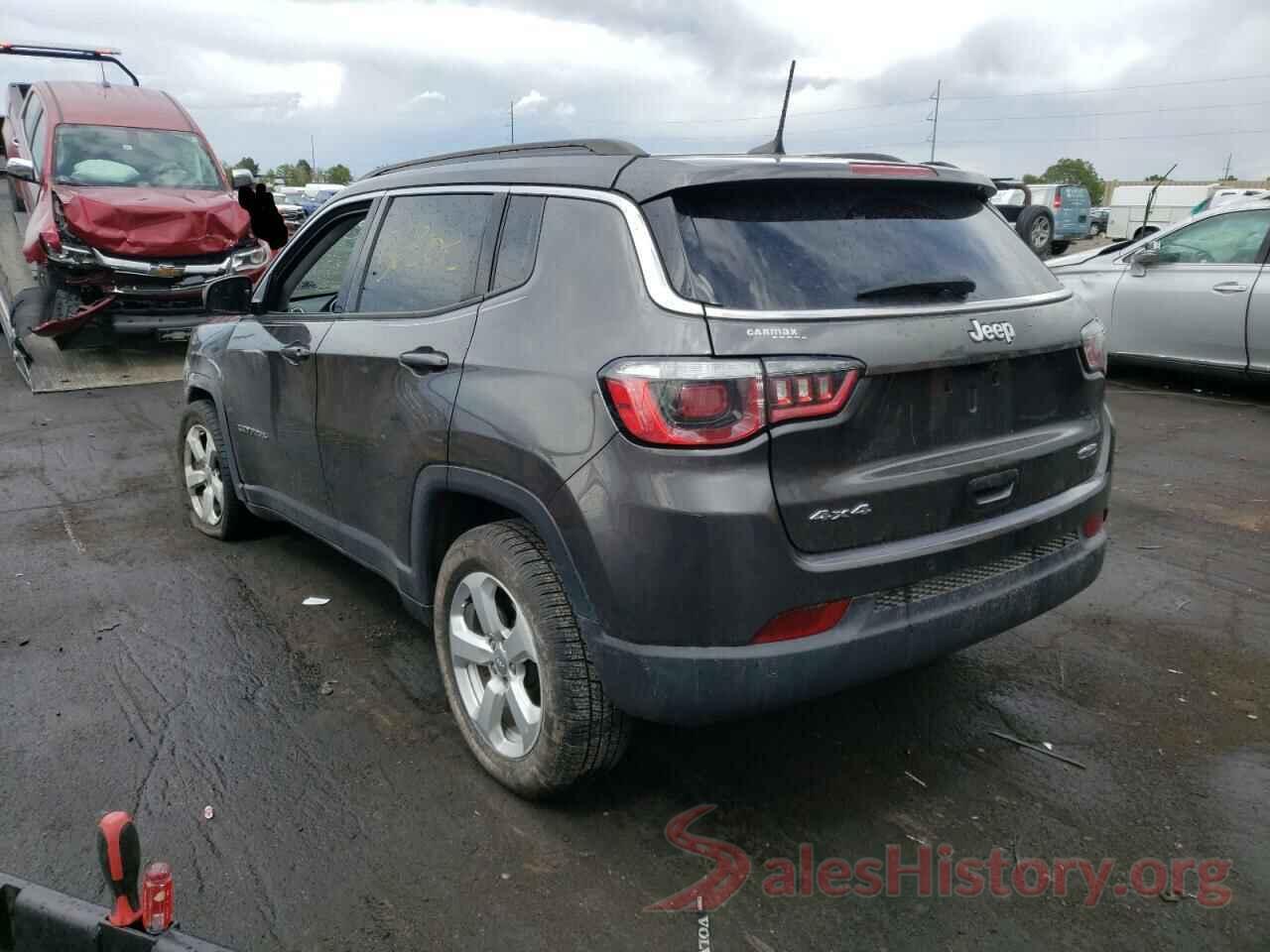 3C4NJDBB2JT131556 2018 JEEP COMPASS