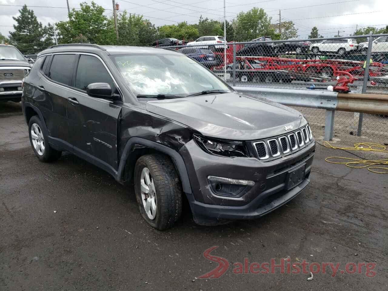 3C4NJDBB2JT131556 2018 JEEP COMPASS