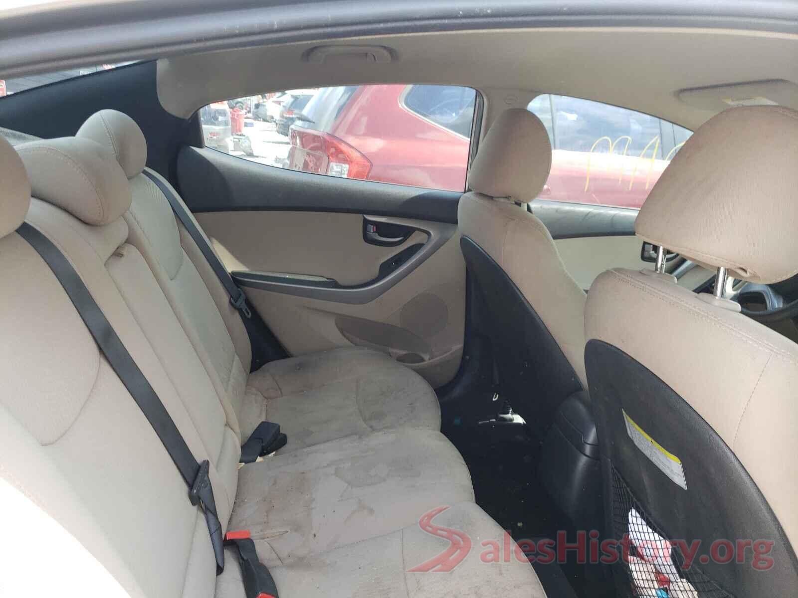 5NPDH4AE0GH740592 2016 HYUNDAI ELANTRA