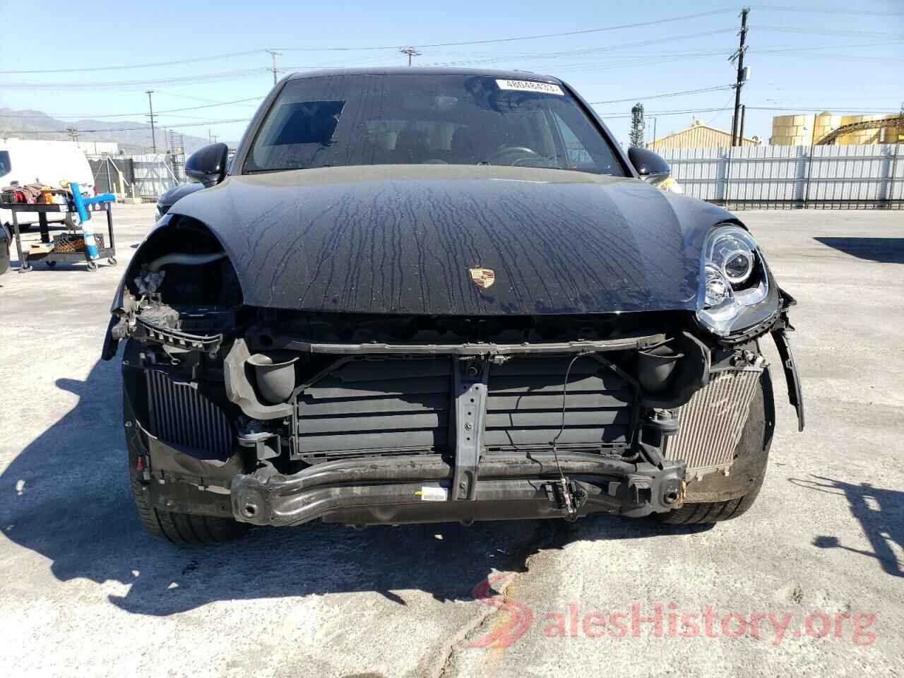 WP1AB2A22JLA60810 2018 PORSCHE CAYENNE