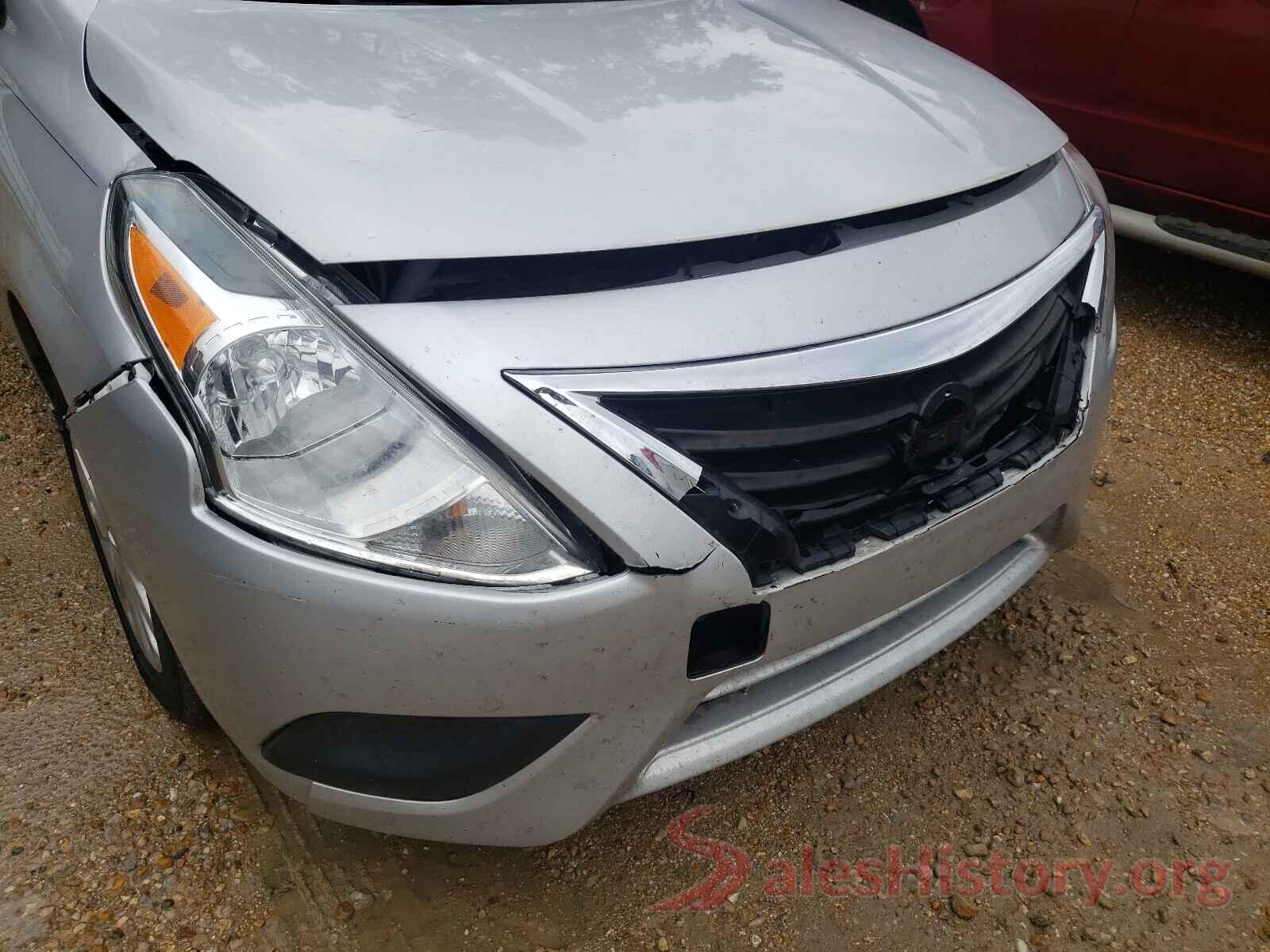 3N1CN7AP5HL807585 2017 NISSAN VERSA