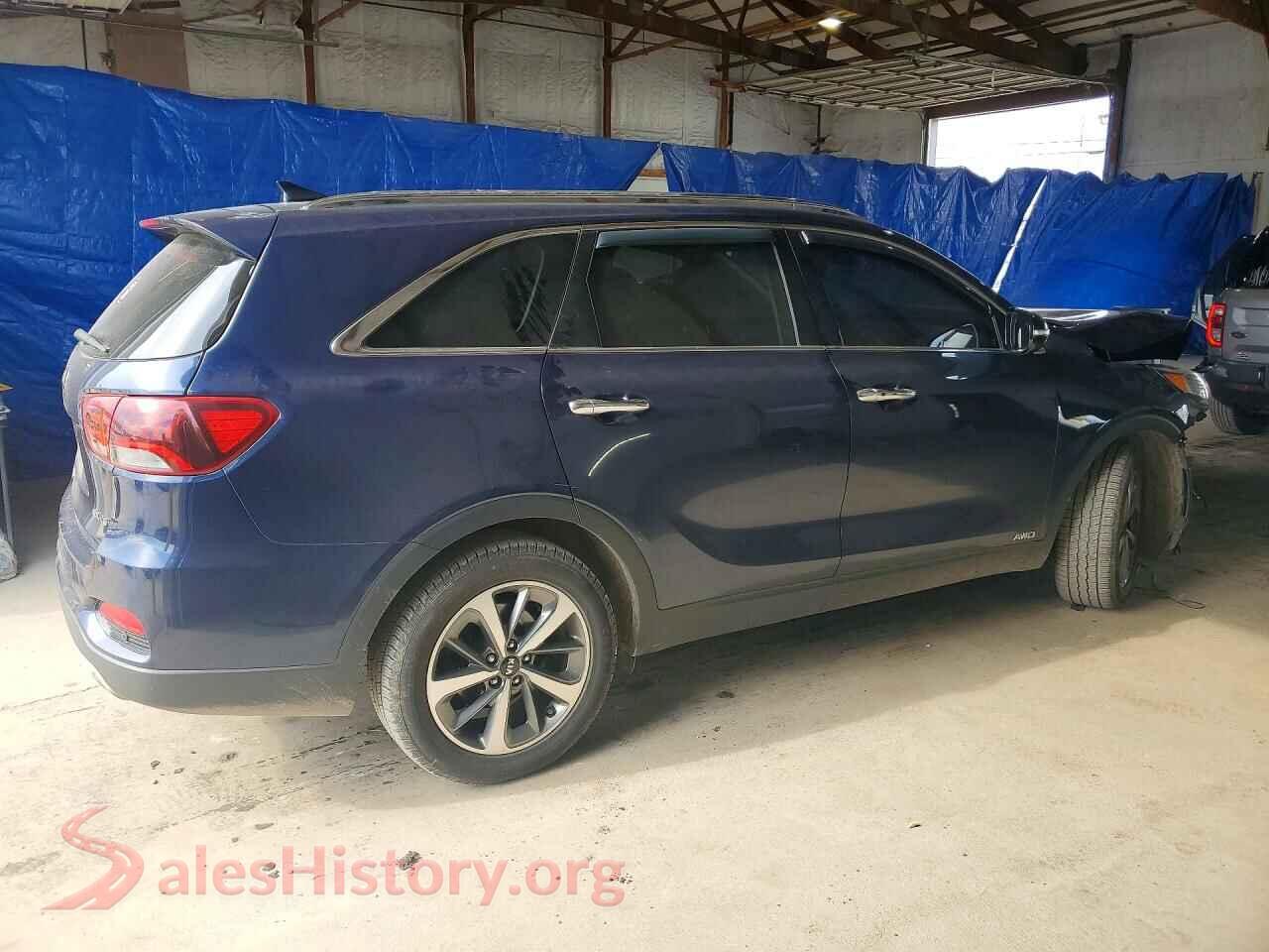 2019 KIA SORENTO VIN 5XYPHDA50KG455727, right side view