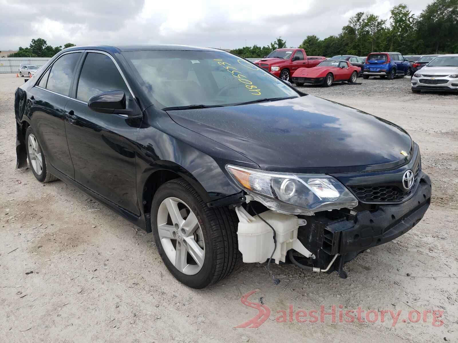 4T1BF1FK1EU462875 2014 TOYOTA CAMRY