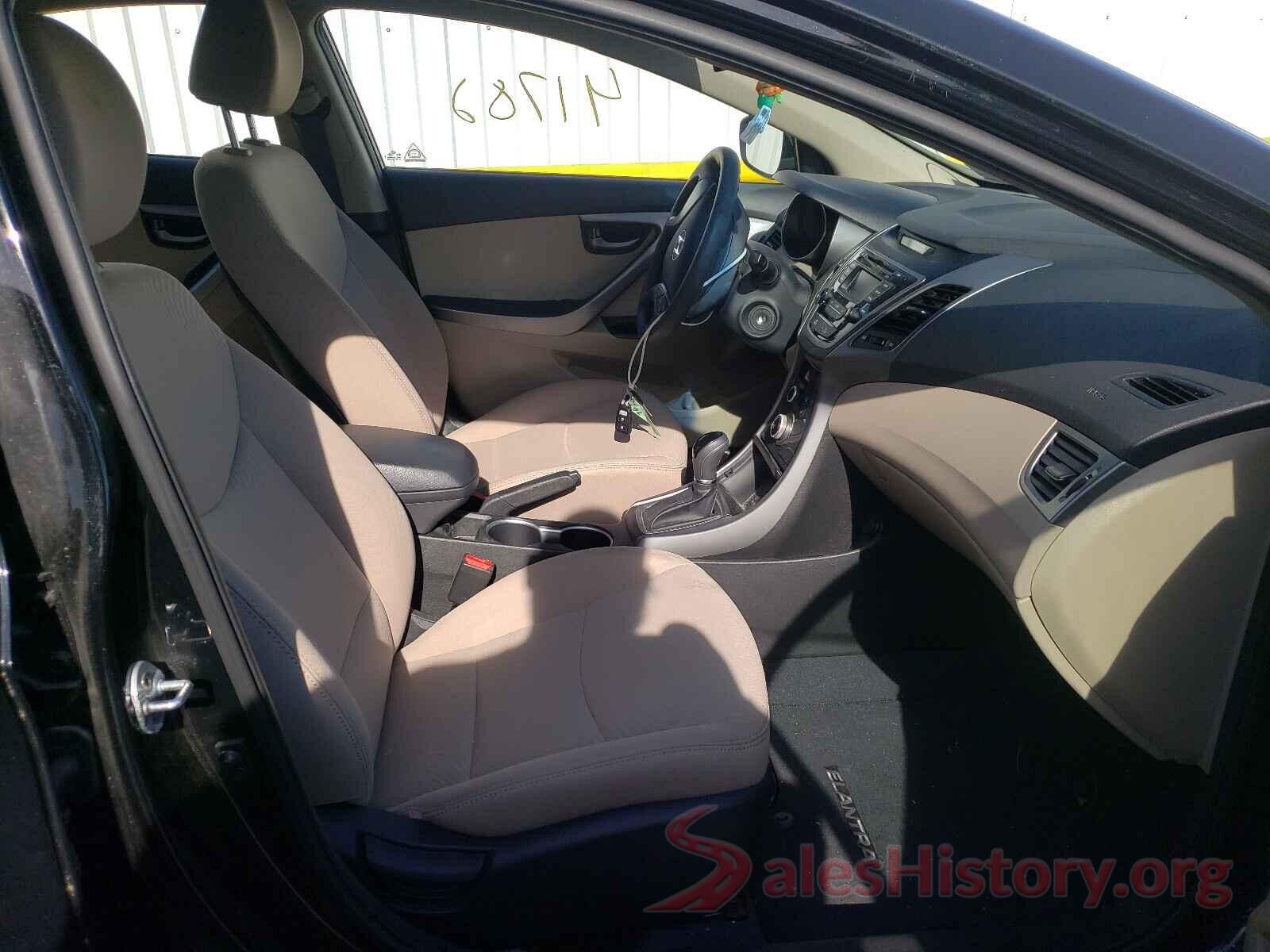 5NPDH4AE8GH795730 2016 HYUNDAI ELANTRA