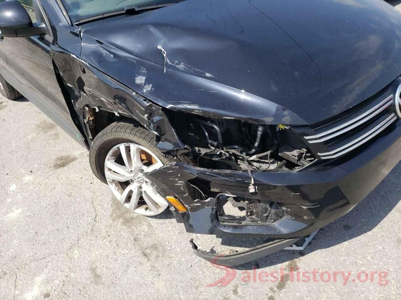 WVGBV7AXXHW511623 2017 VOLKSWAGEN TIGUAN