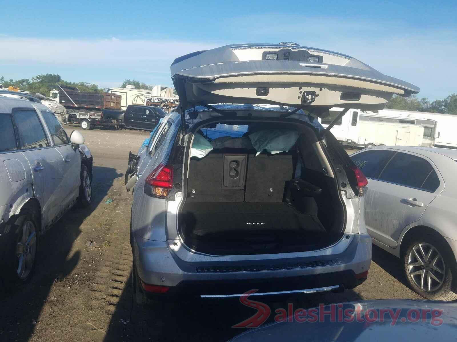 JN8AT2MTXLW006938 2020 NISSAN ROGUE