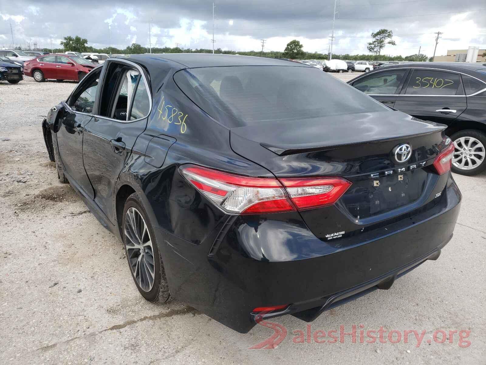 4T1B11HK1JU035119 2018 TOYOTA CAMRY