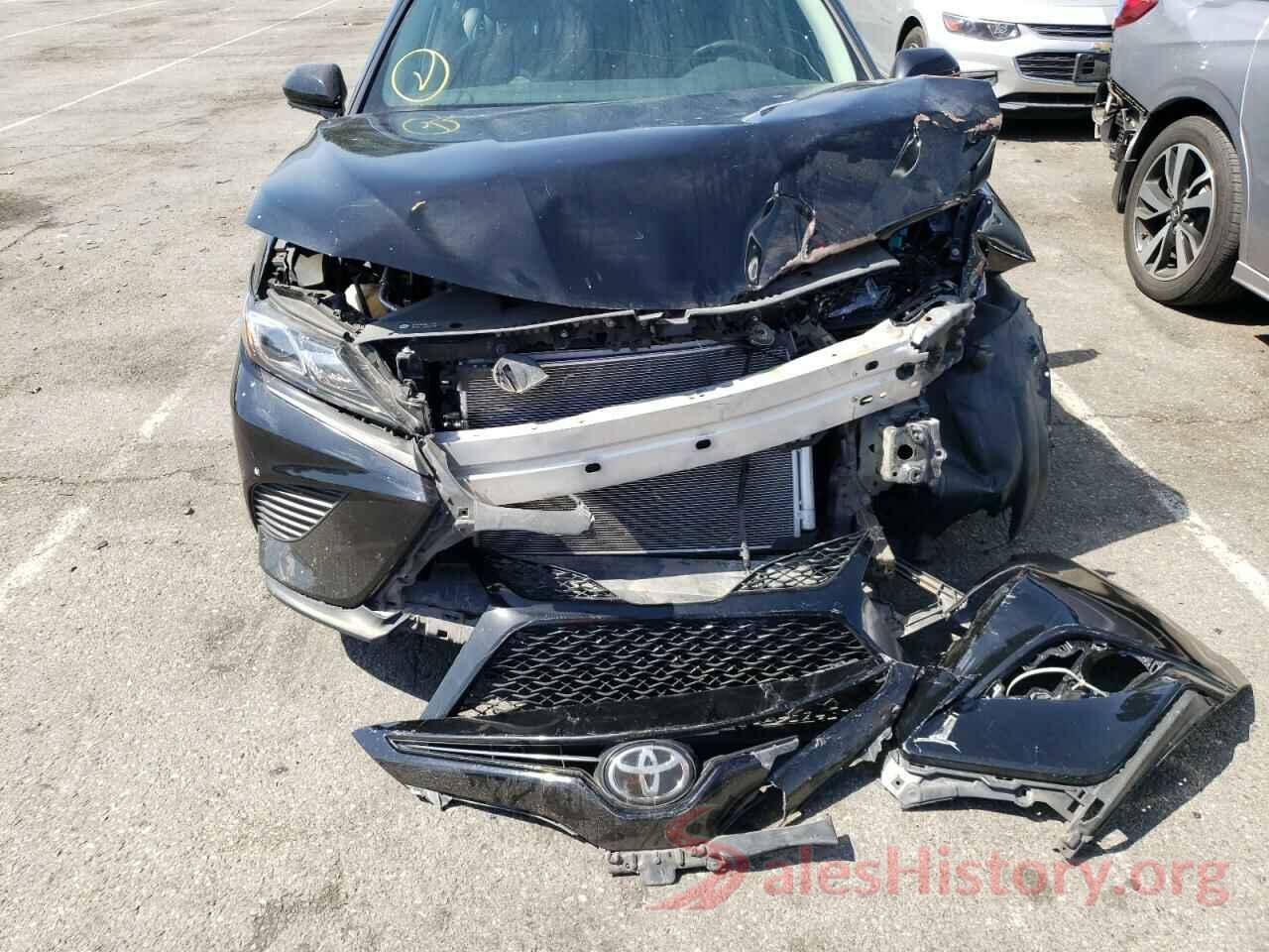 4T1B11HK4JU594762 2018 TOYOTA CAMRY