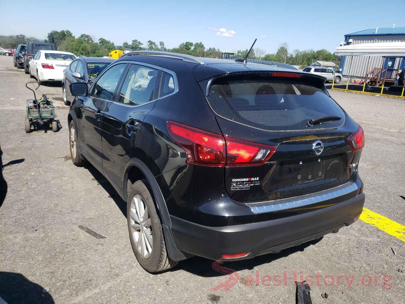 JN1BJ1CR2JW204791 2018 NISSAN ROGUE