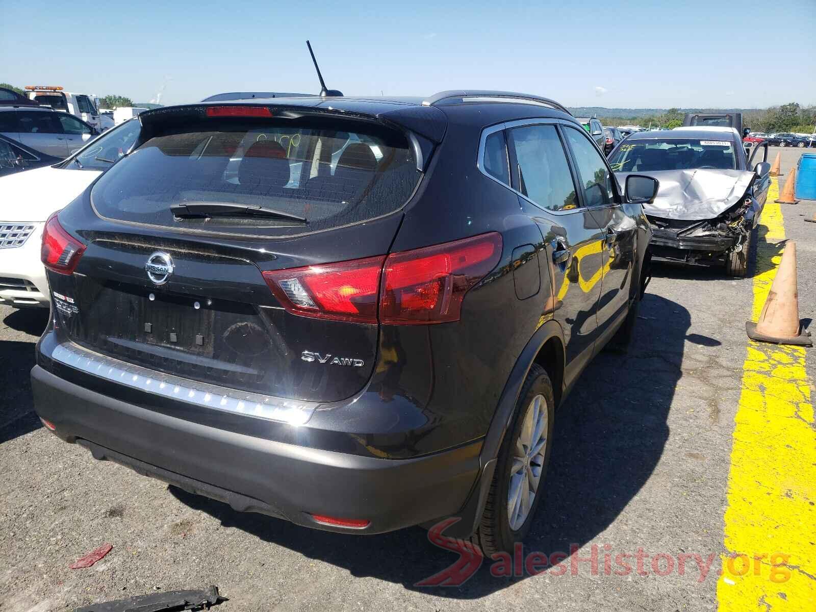 JN1BJ1CR2JW204791 2018 NISSAN ROGUE