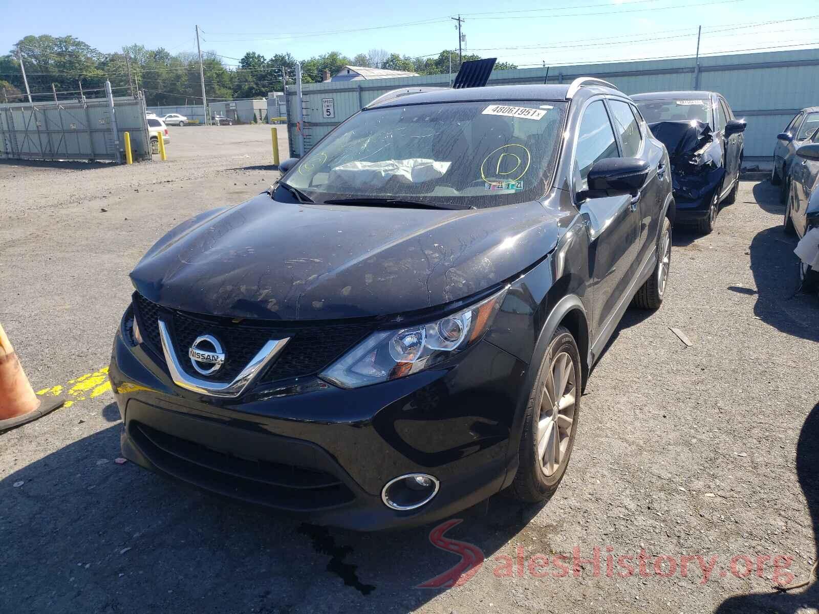 JN1BJ1CR2JW204791 2018 NISSAN ROGUE