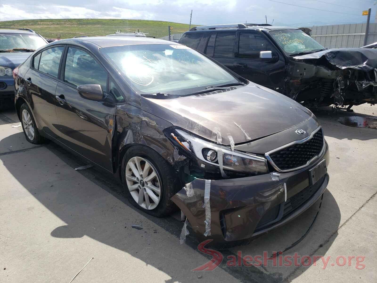 3KPFL4A76HE017733 2017 KIA FORTE