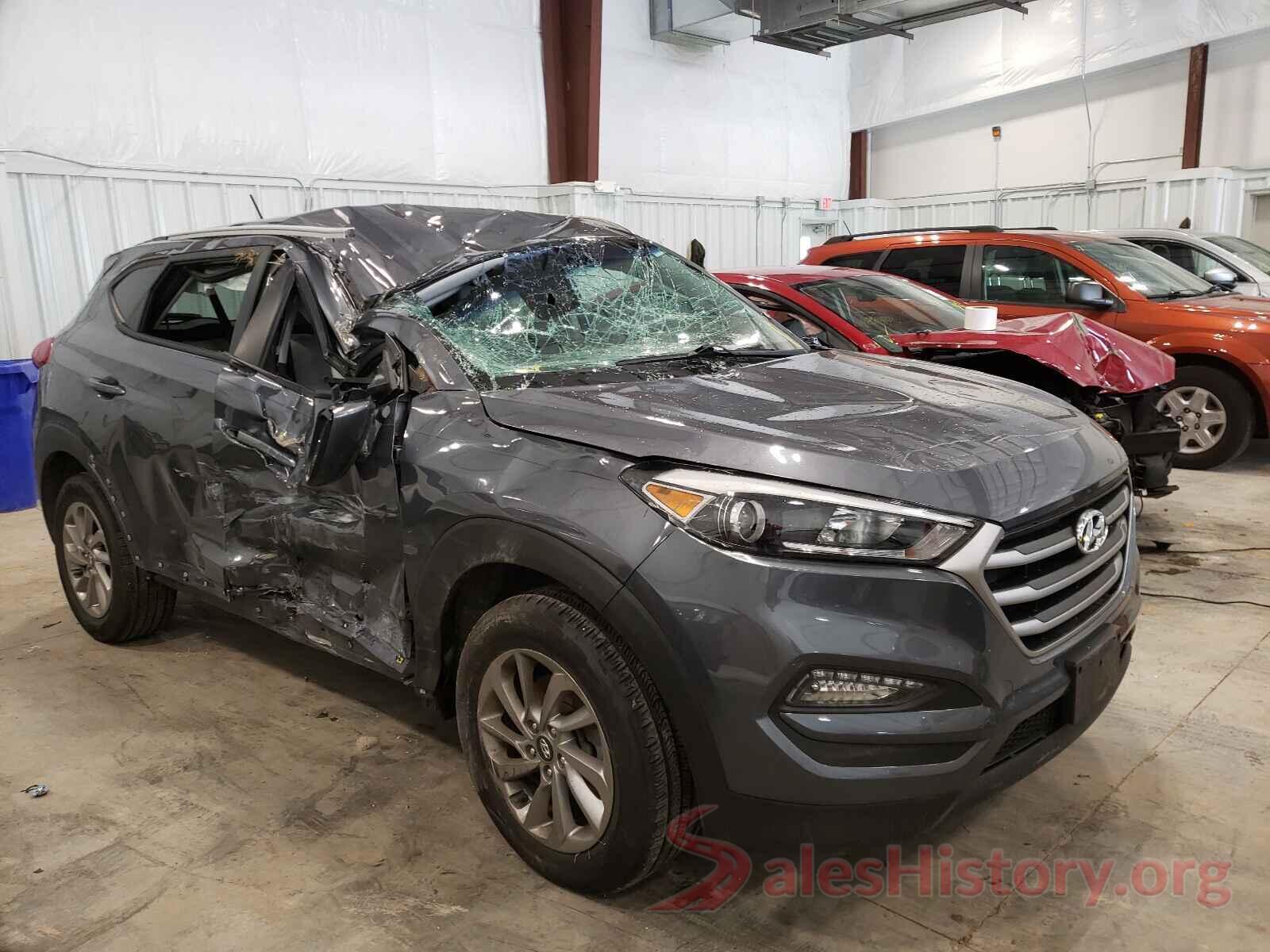 KM8J3CA47HU418327 2017 HYUNDAI TUCSON