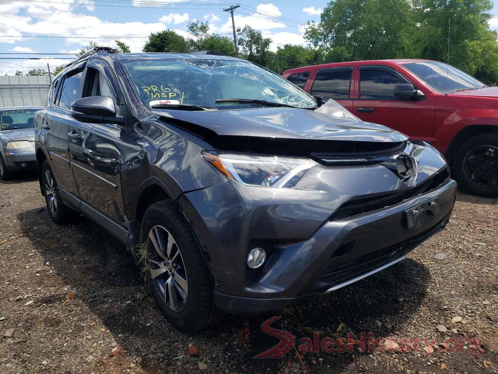 JTMRFREV8JJ722777 2018 TOYOTA RAV4