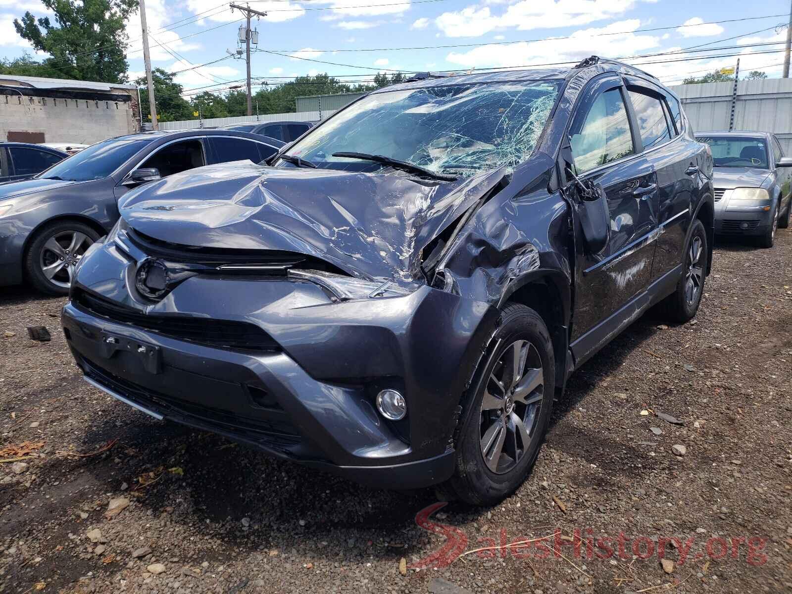 JTMRFREV8JJ722777 2018 TOYOTA RAV4