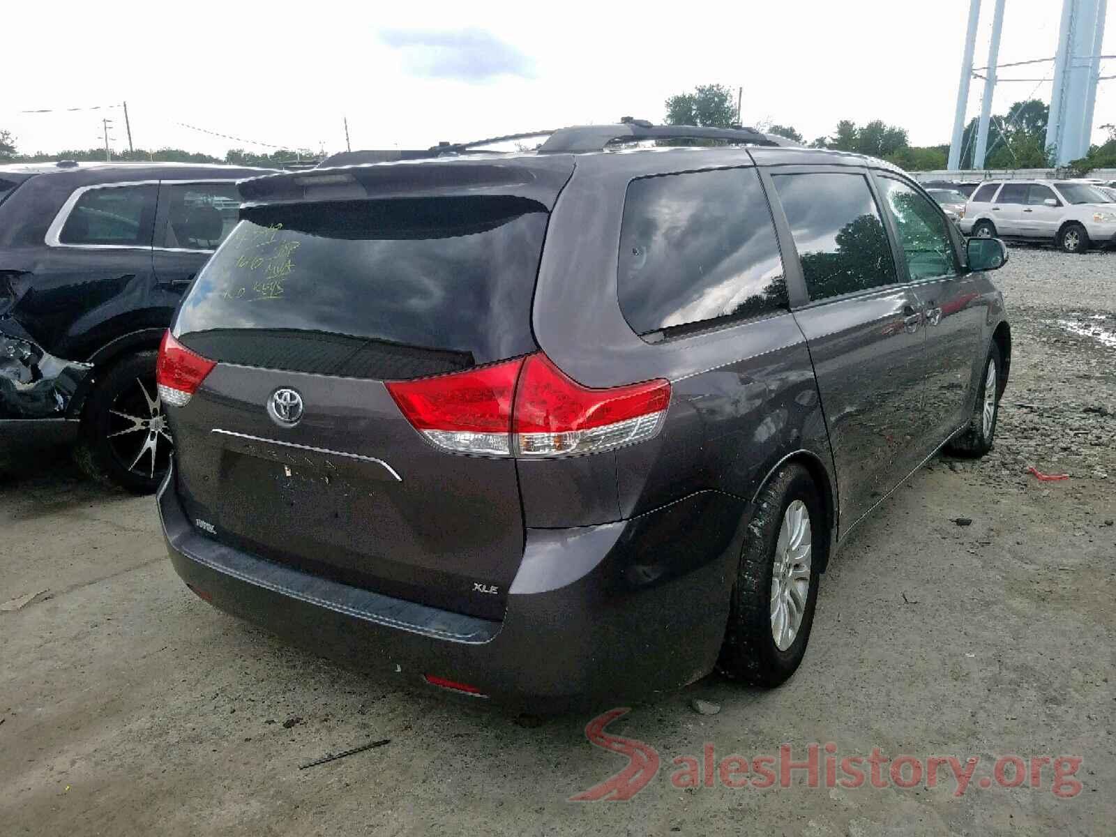 5TDYK3DC4DS308746 2013 TOYOTA SIENNA XLE