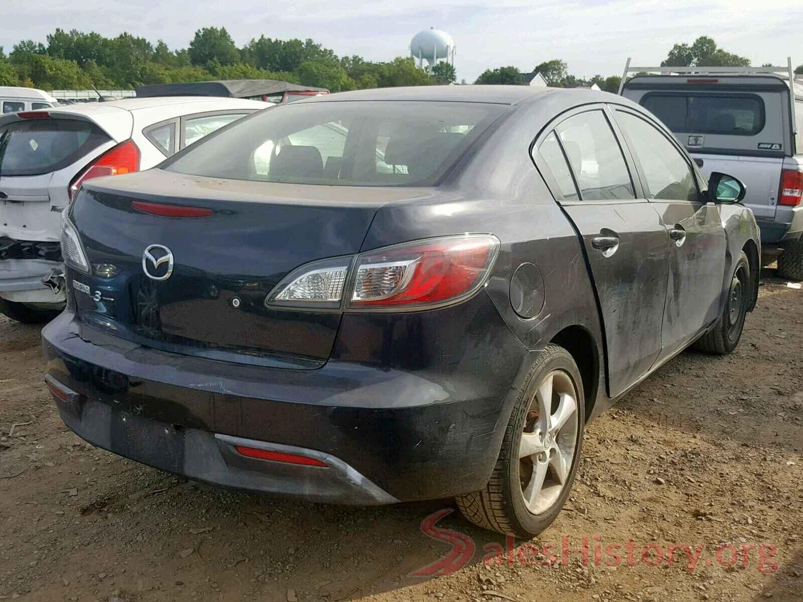 JM1BL1UG9B1372799 2011 MAZDA 3