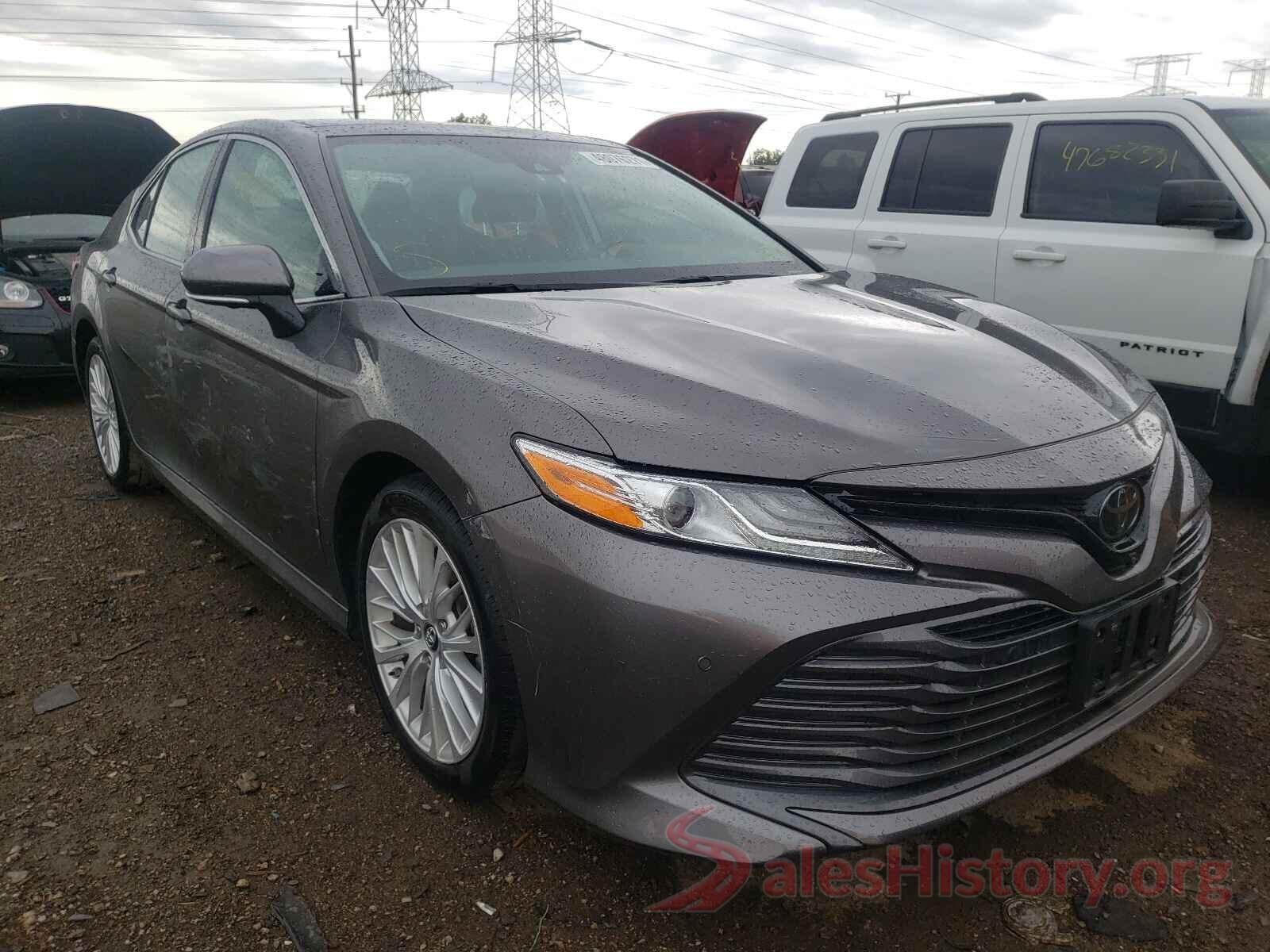 4T1B11HK4KU819196 2019 TOYOTA CAMRY