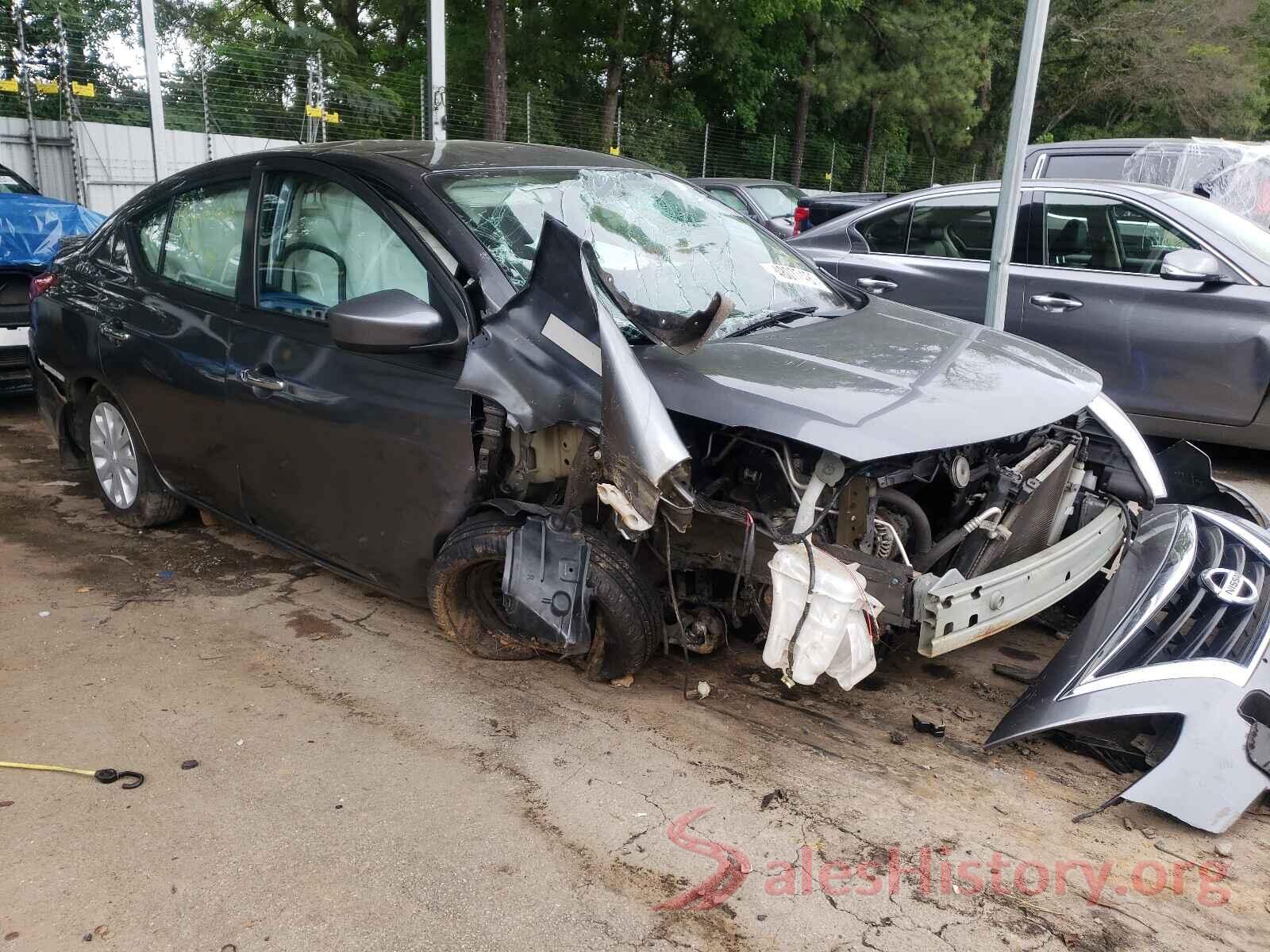 3N1CN7AP3JL860761 2018 NISSAN VERSA