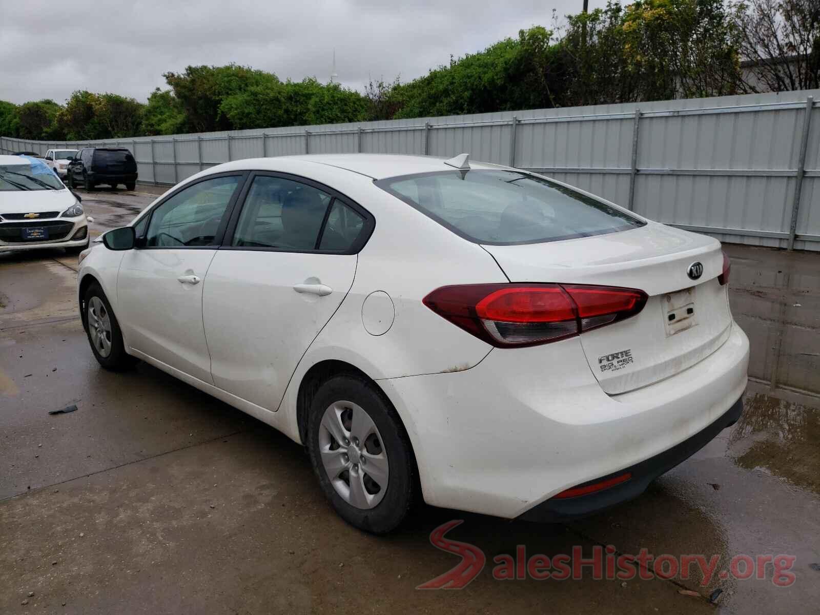 3KPFK4A7XHE053136 2017 KIA FORTE