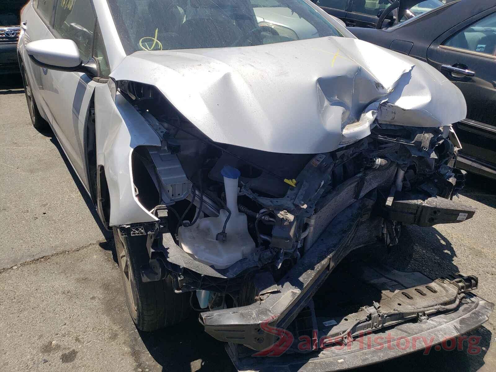 3KPFL4A79JE247871 2018 KIA FORTE