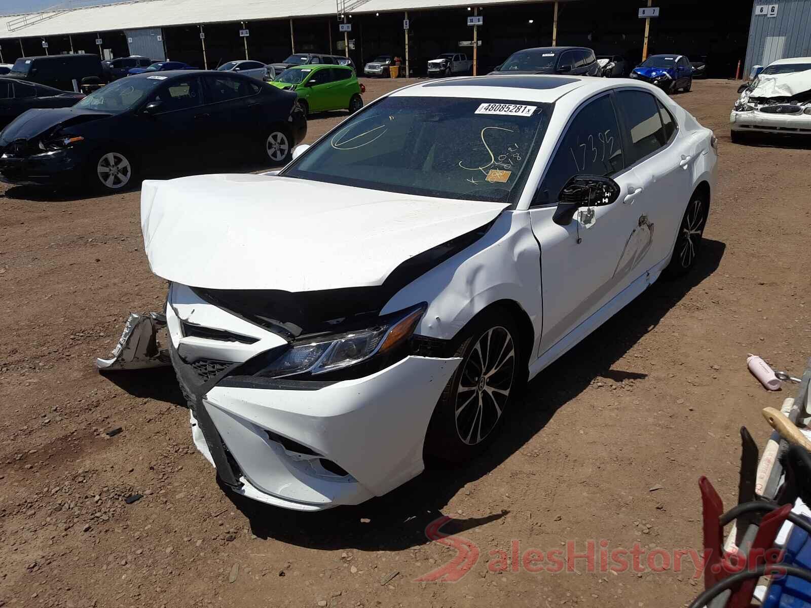 4T1B11HK3JU096018 2018 TOYOTA CAMRY