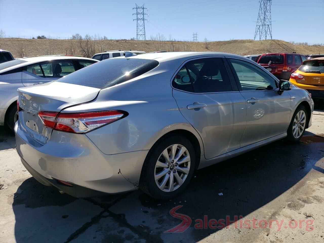 4T1B11HK2KU823506 2019 TOYOTA CAMRY