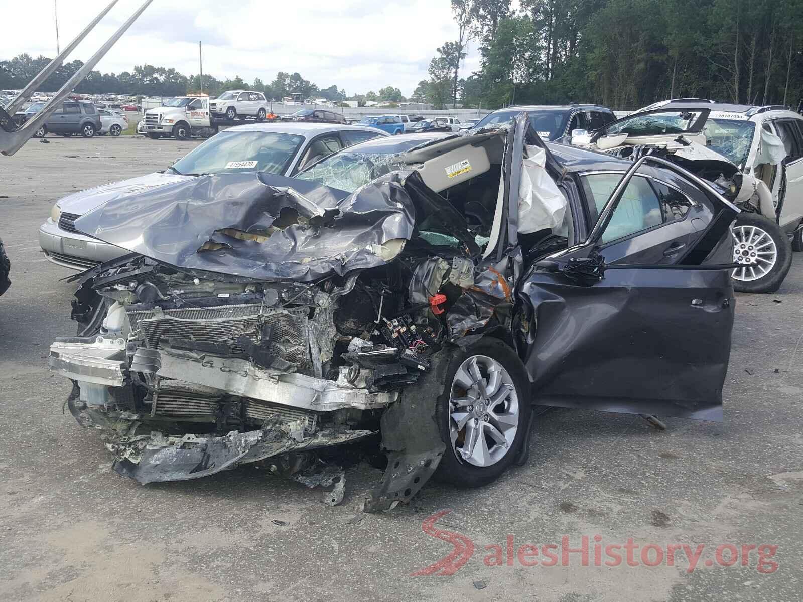 1HGCV1F13KA135329 2019 HONDA ACCORD