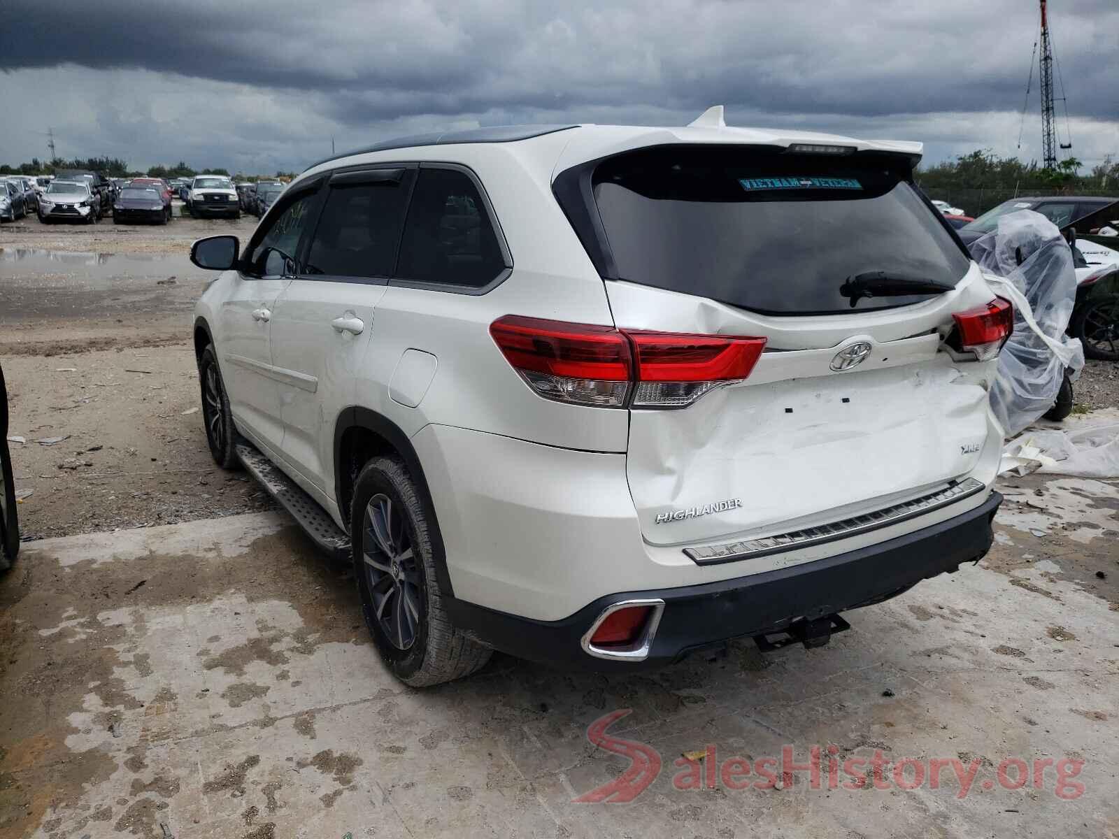 5TDKZRFH4JS529370 2018 TOYOTA HIGHLANDER