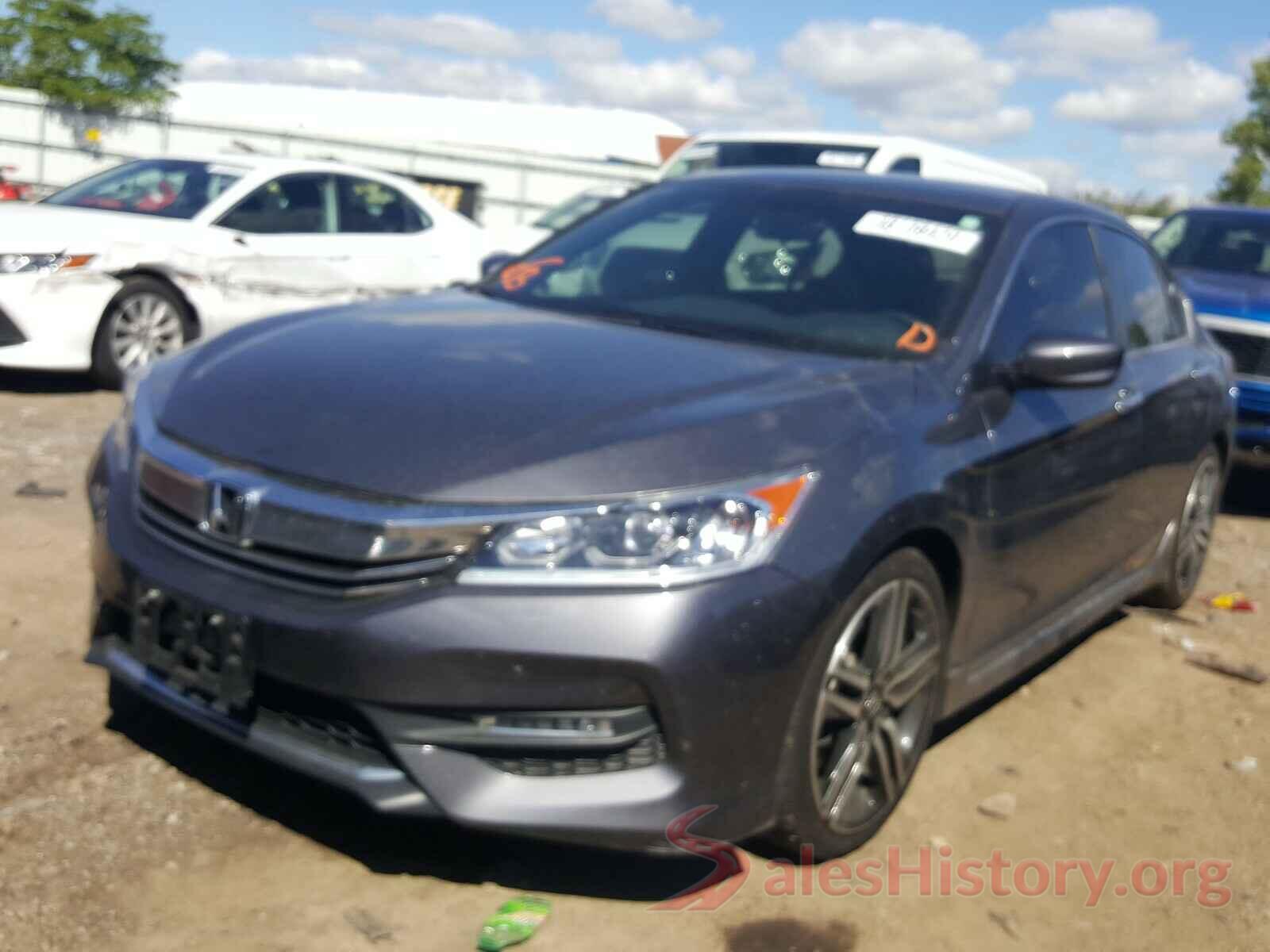 1HGCR2F11HA075070 2017 HONDA ACCORD