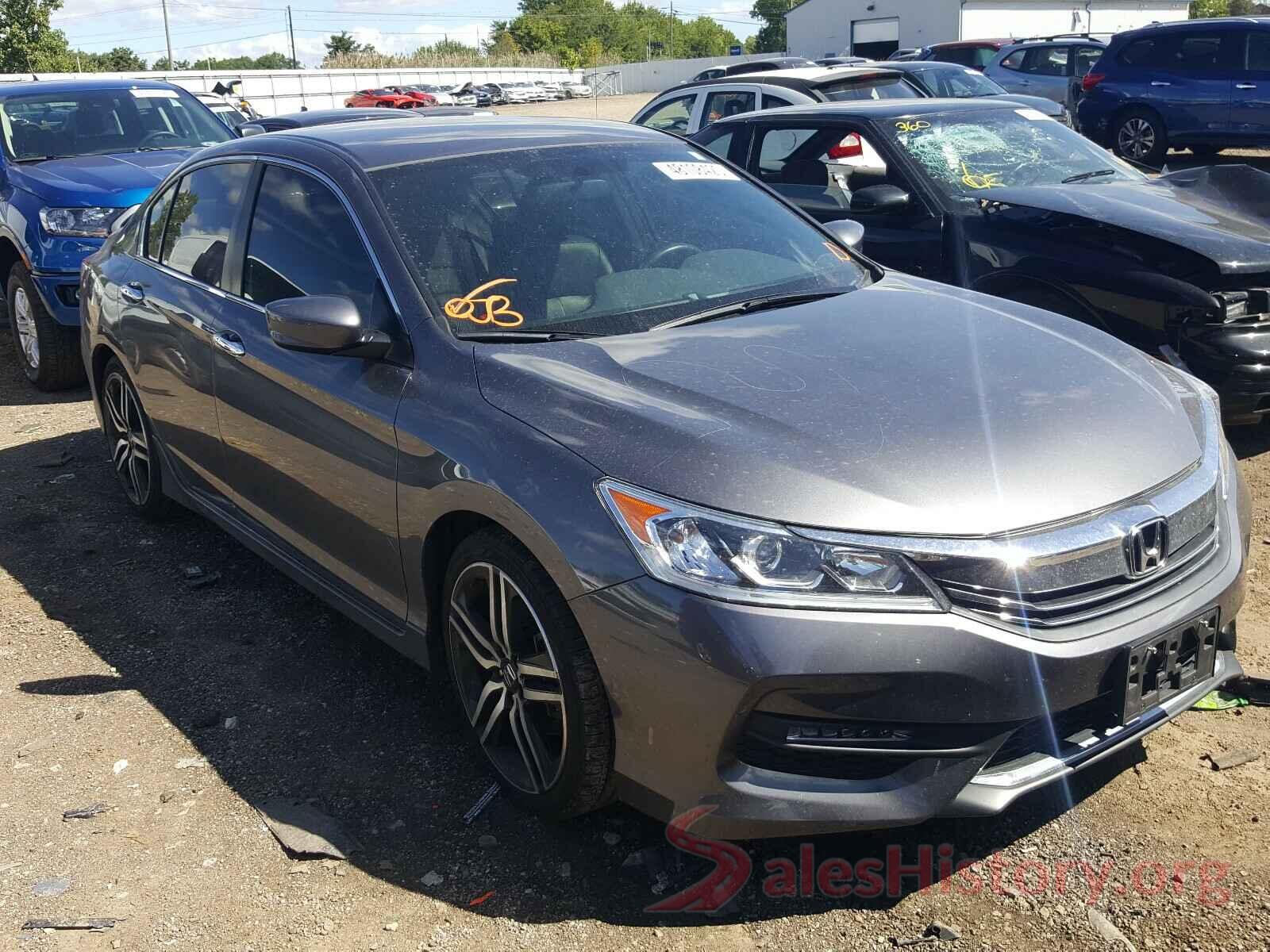 1HGCR2F11HA075070 2017 HONDA ACCORD