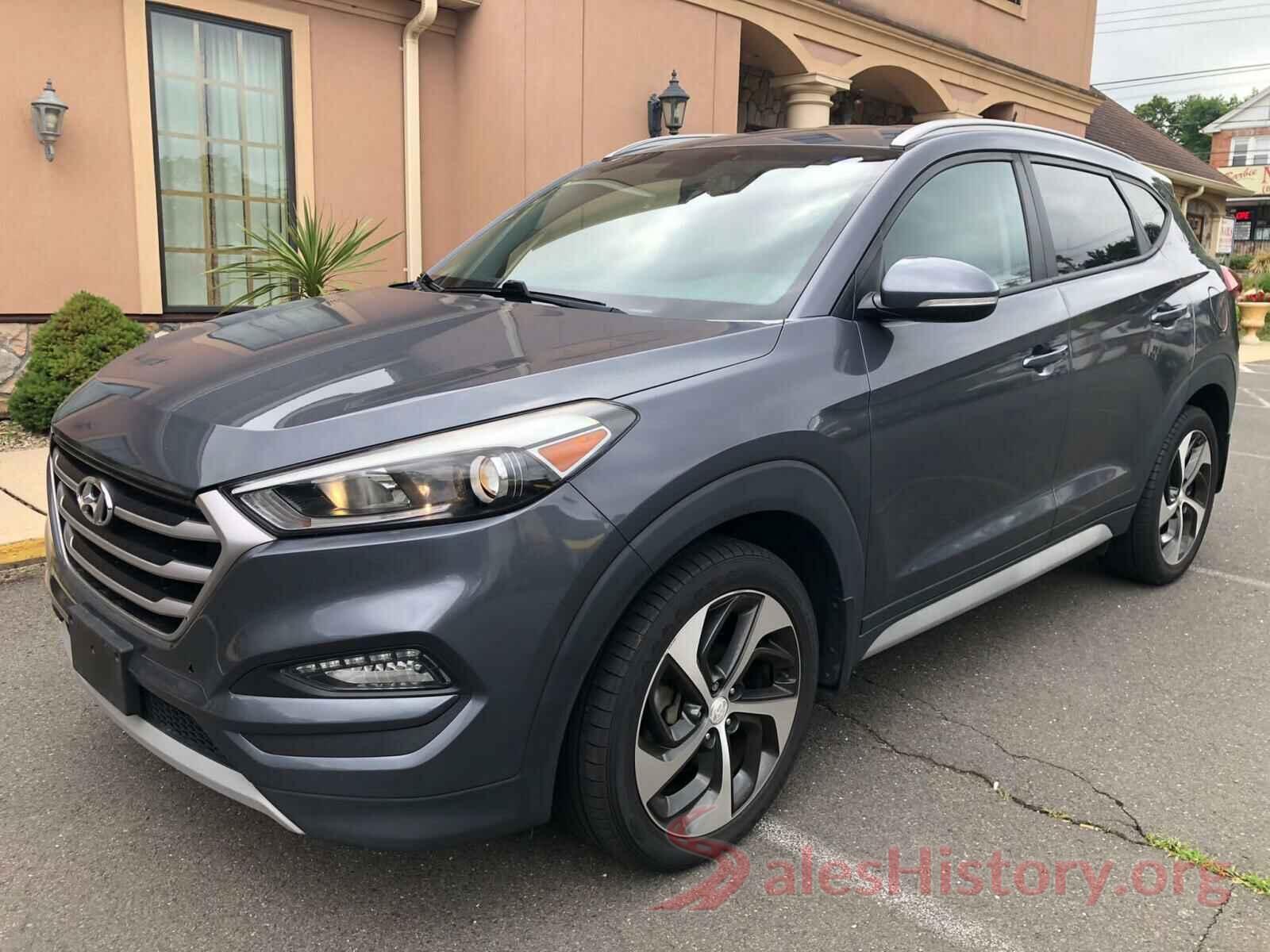 KM8J3CA21HU415373 2017 HYUNDAI TUCSON