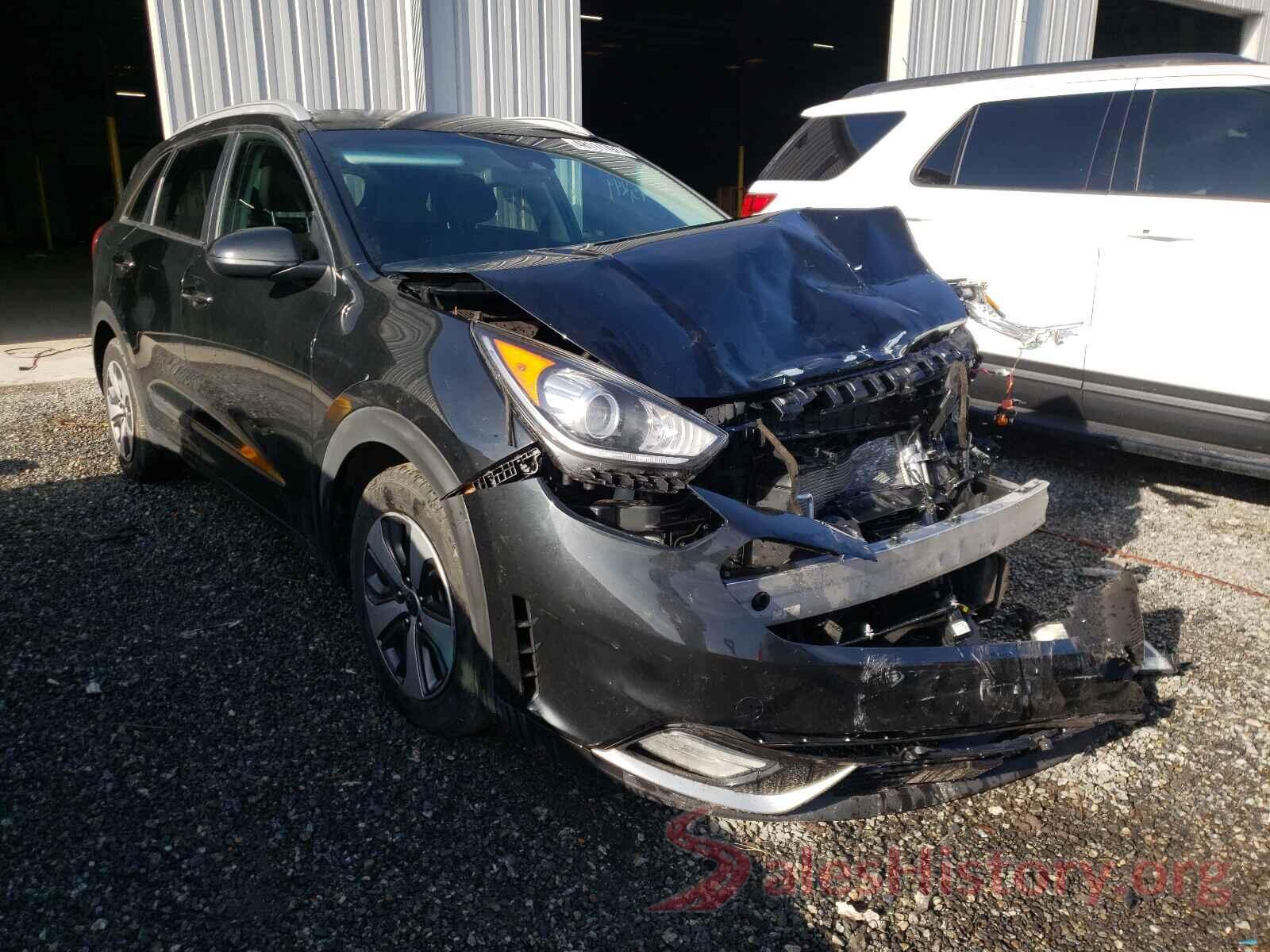 KNDCB3LC6H5073984 2017 KIA NIRO