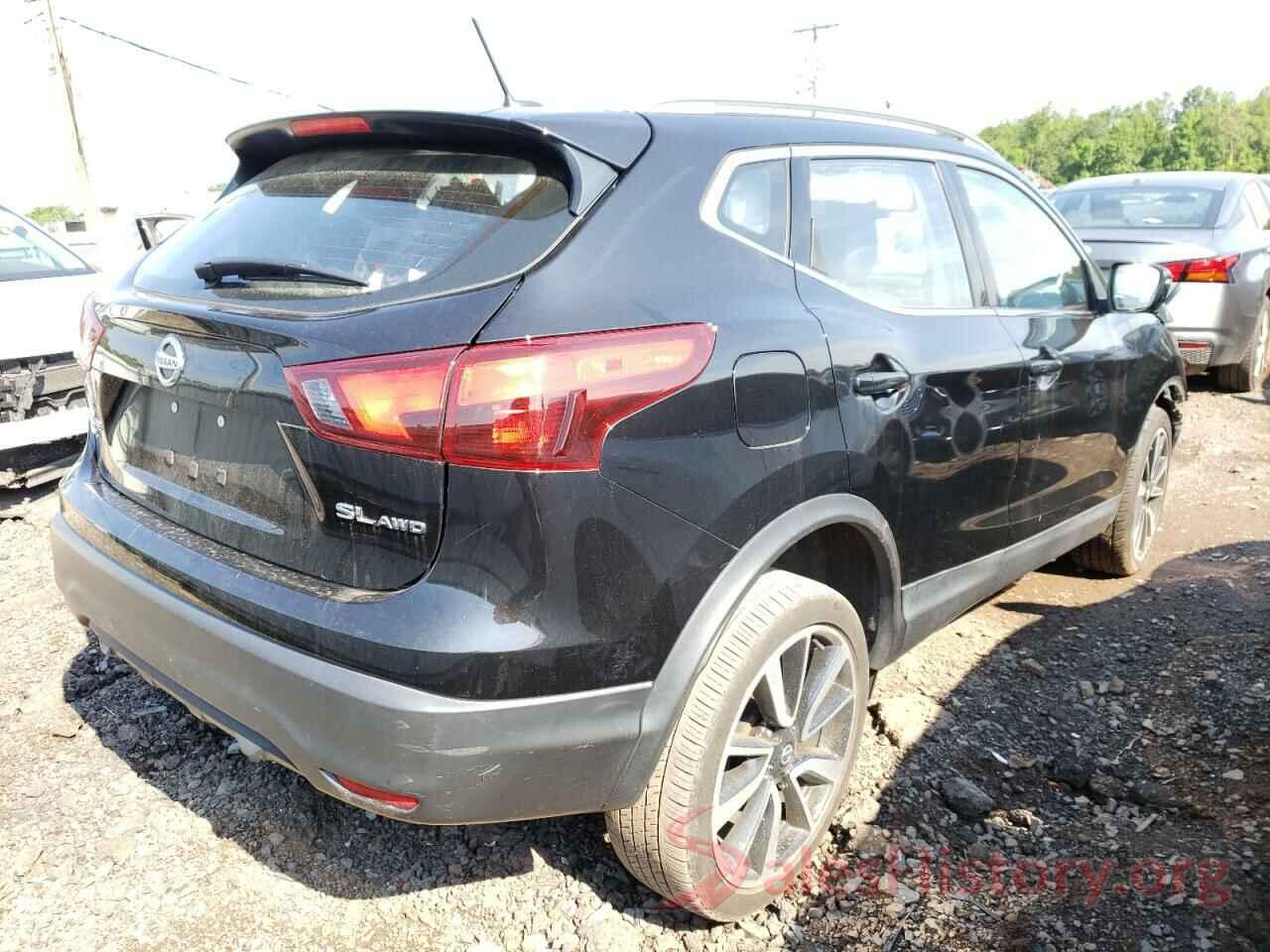 JN1BJ1CR6JW265786 2018 NISSAN ROGUE