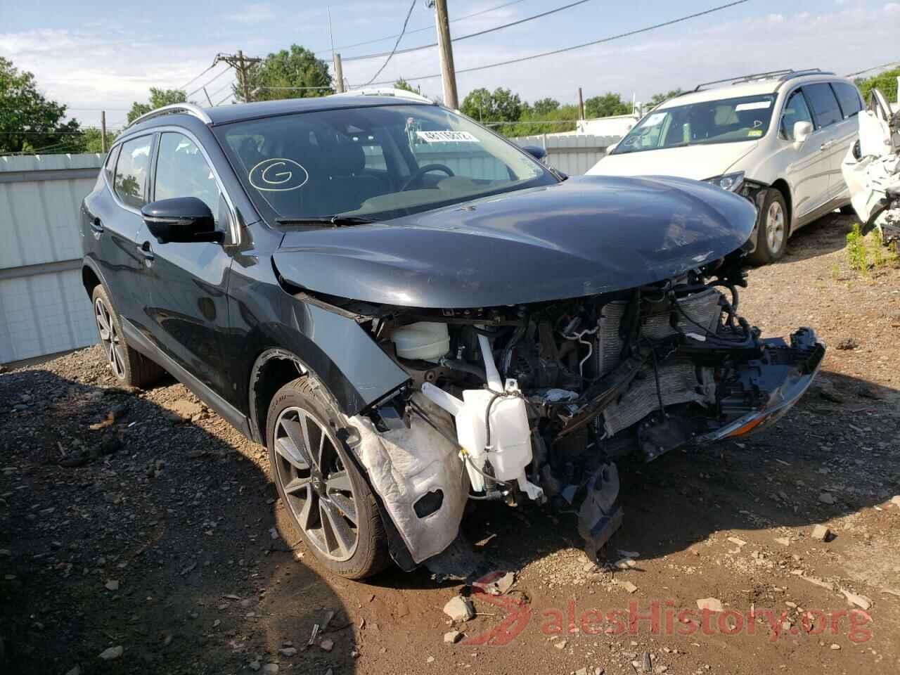 JN1BJ1CR6JW265786 2018 NISSAN ROGUE