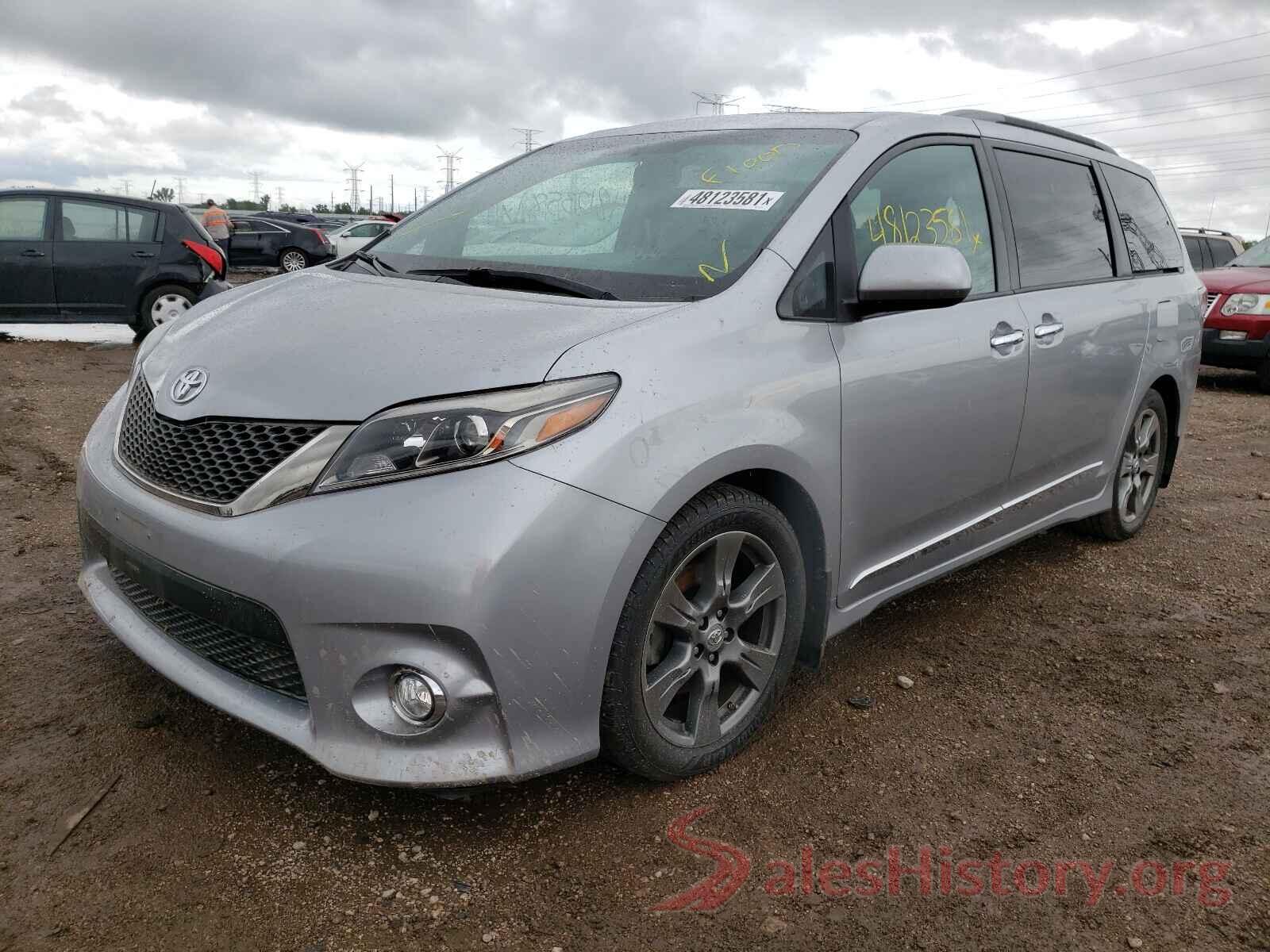 5TDXZ3DC2HS892514 2017 TOYOTA SIENNA