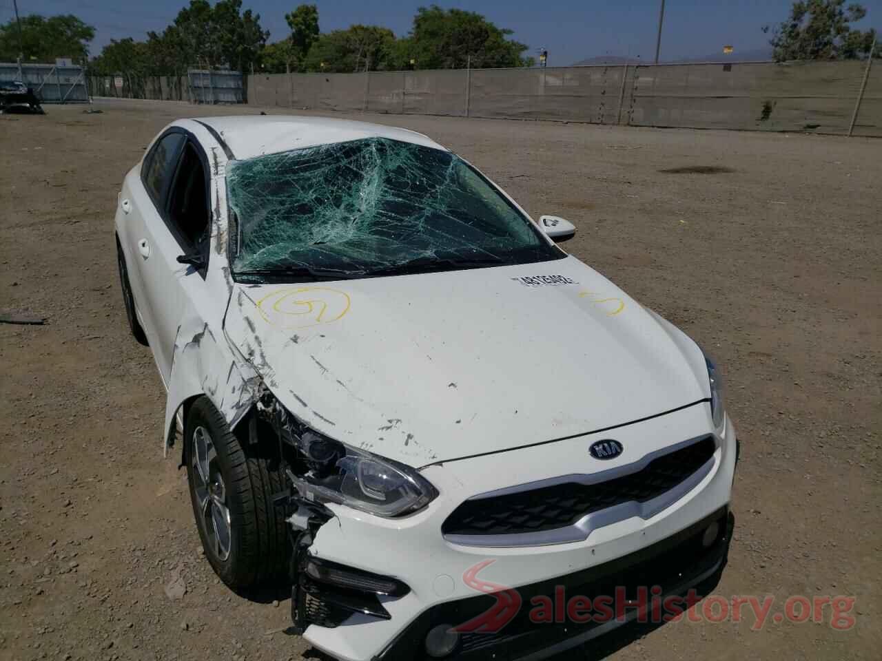 3KPF24AD8KE044576 2019 KIA FORTE