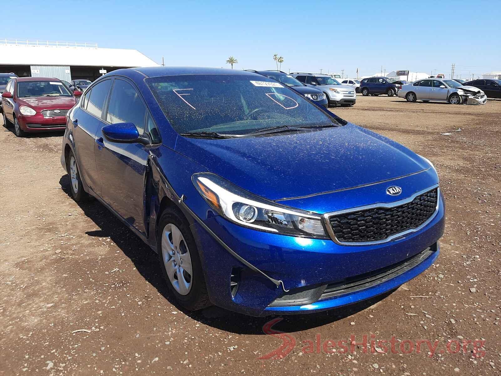 3KPFK4A73HE135015 2017 KIA FORTE