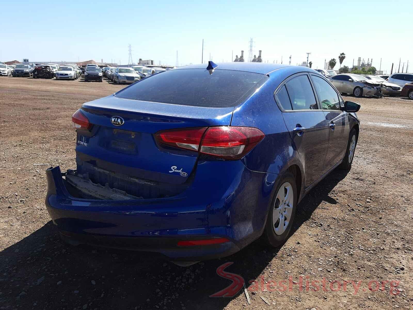 3KPFK4A73HE135015 2017 KIA FORTE