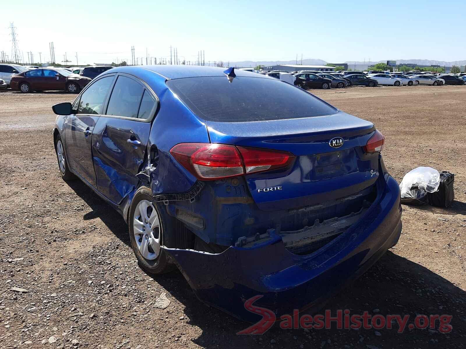 3KPFK4A73HE135015 2017 KIA FORTE