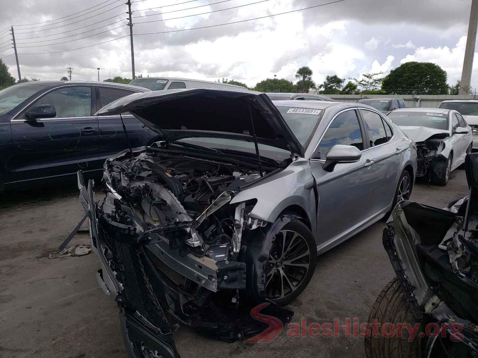 4T1B11HK3JU673436 2018 TOYOTA CAMRY