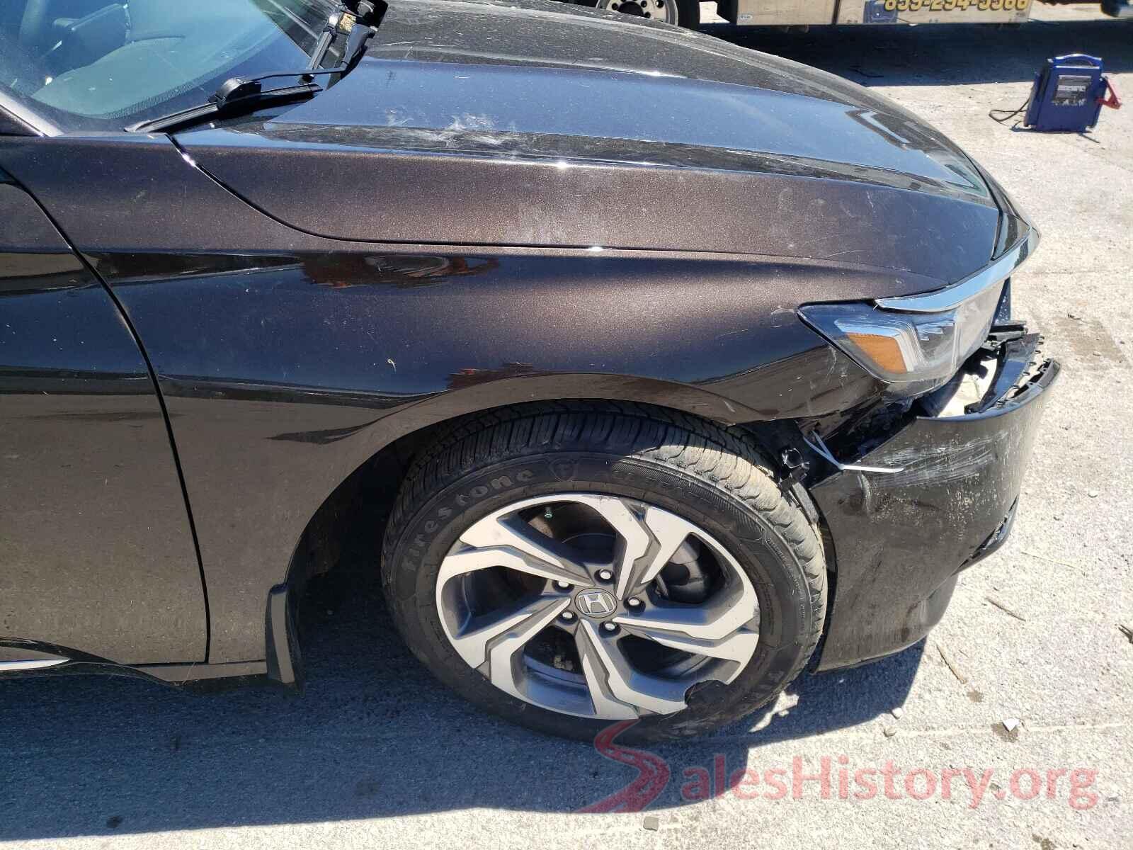 1HGCV1F47JA133494 2018 HONDA ACCORD