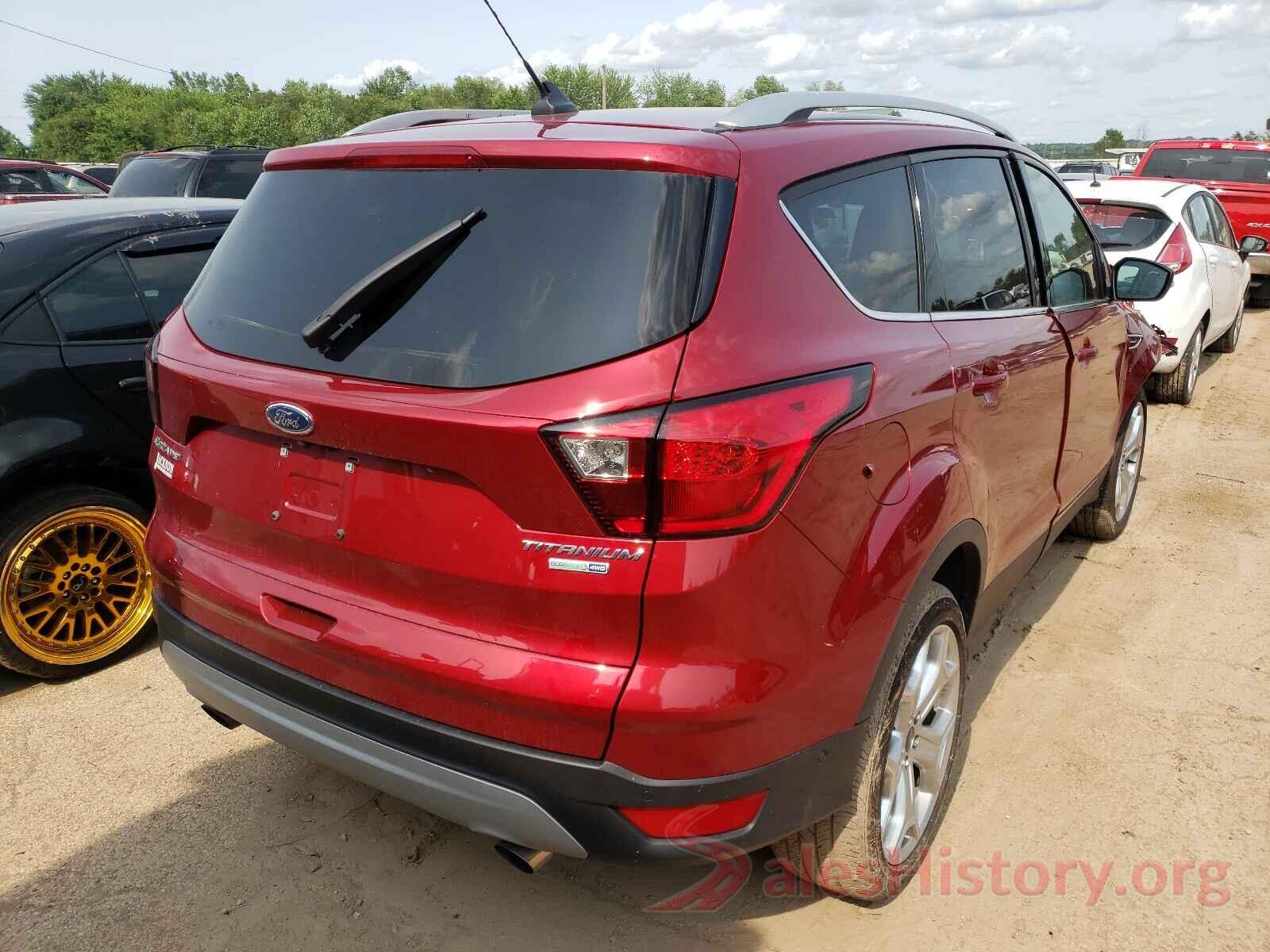 1FMCU9J94KUB22225 2019 FORD ESCAPE