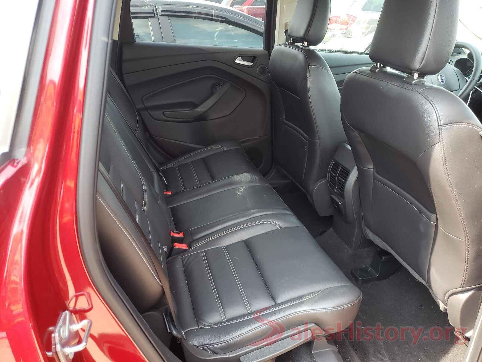 1FMCU9J94KUB22225 2019 FORD ESCAPE