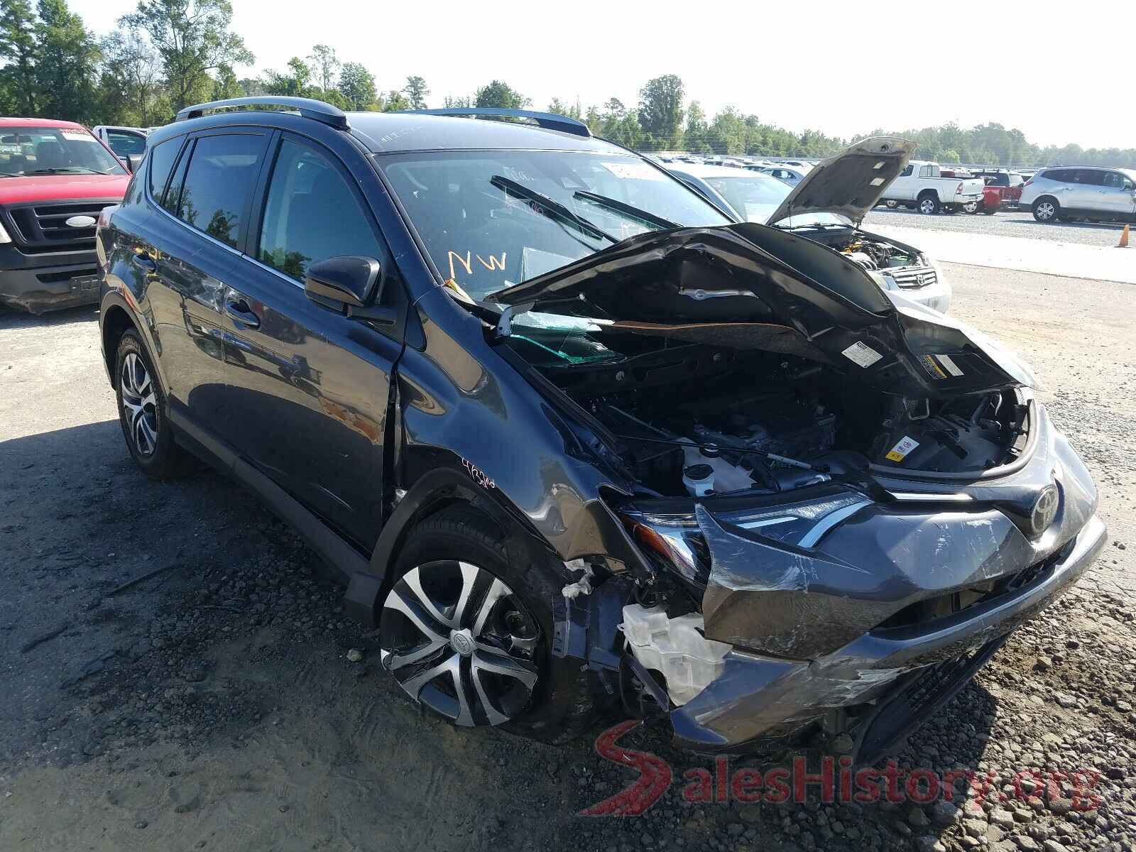 JTMZFREV6HJ135875 2017 TOYOTA RAV4