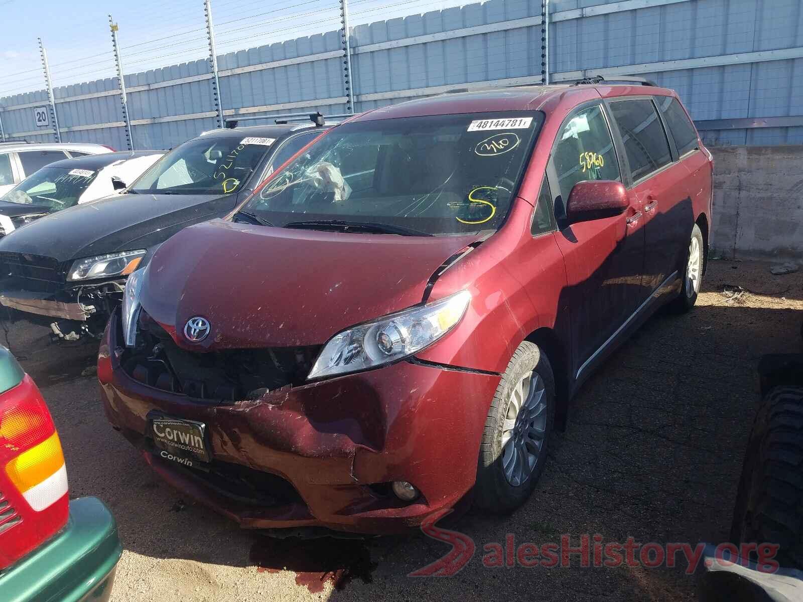 5TDYZ3DC3HS840281 2017 TOYOTA SIENNA